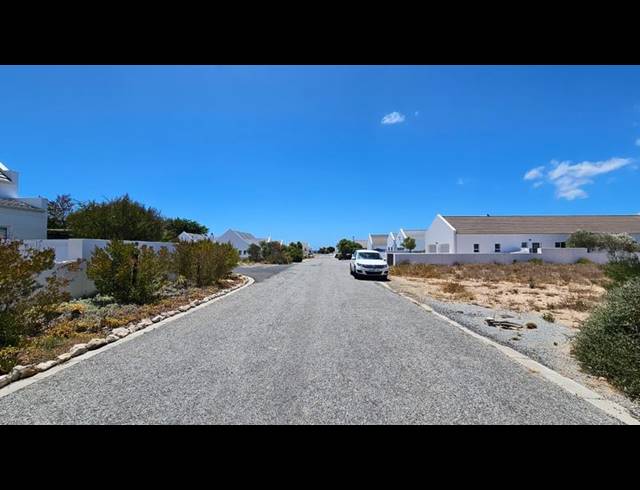 LAND FOR SALE IN GOLDEN MILE